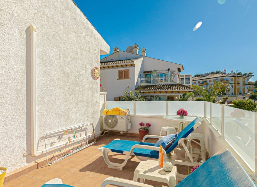 2 chambre Villa/Maison à vendre à Pilar de la Horadada avec piscine - 235 000 € (Ref: 9637916)