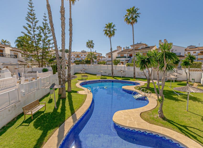 2 chambre Villa/Maison à vendre à Pilar de la Horadada avec piscine - 235 000 € (Ref: 9637916)