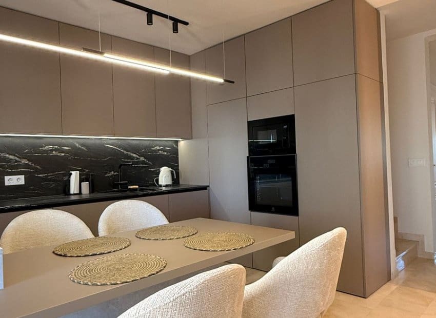 3 chambre Penthouse à vendre à Las Ramblas Golf avec piscine - 398 000 € (Ref: 9637917)