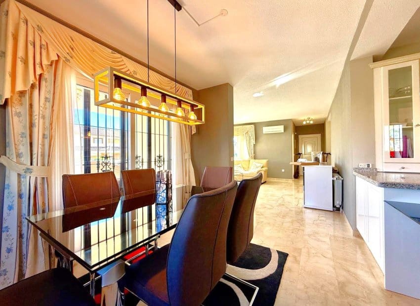 3 makuuhuone Huvila myytävänä paikassa Los Dolses mukana uima-altaan - 590 000 € (Ref: 9660605)