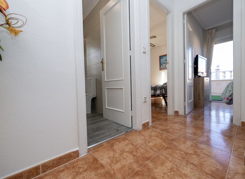 3 Zimmer Villa zu verkaufen in Cabo Roig mit Pool - 239.000 € (Ref: 9660606)