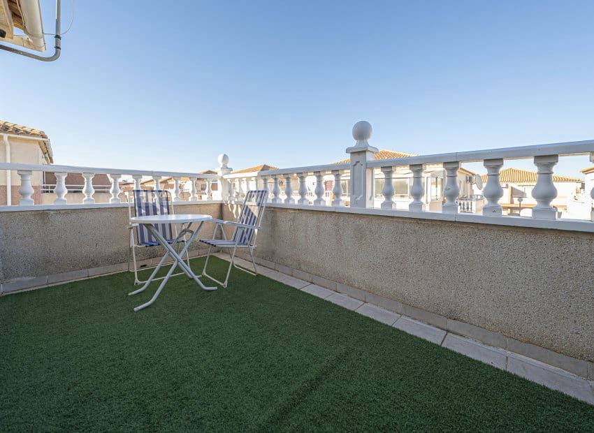 3 Zimmer Villa zu verkaufen in Cabo Roig mit Pool - 239.000 € (Ref: 9660606)