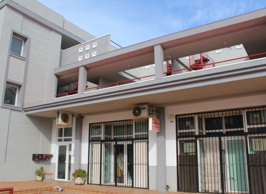 2 Zimmer Penthouse zu verkaufen in Villamartin - 148.000 € (Ref: 9670964)