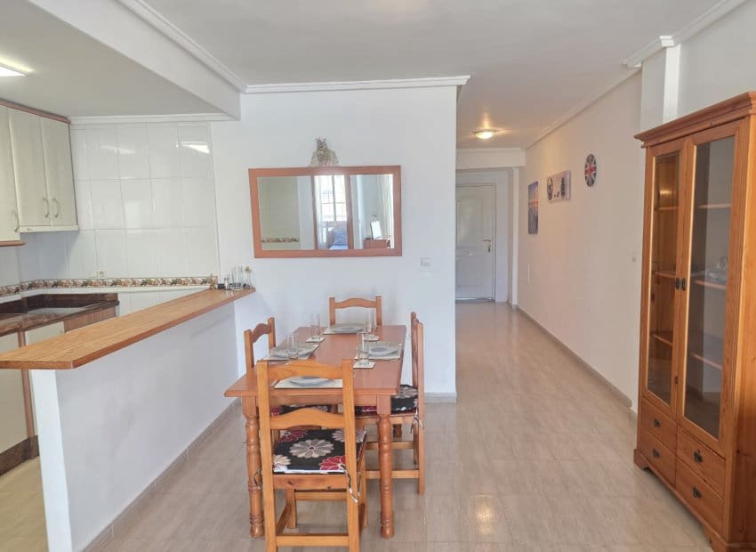 2 soveværelse Lejlighed til salg i Villamartin - € 139.900 (Ref: 9670964)