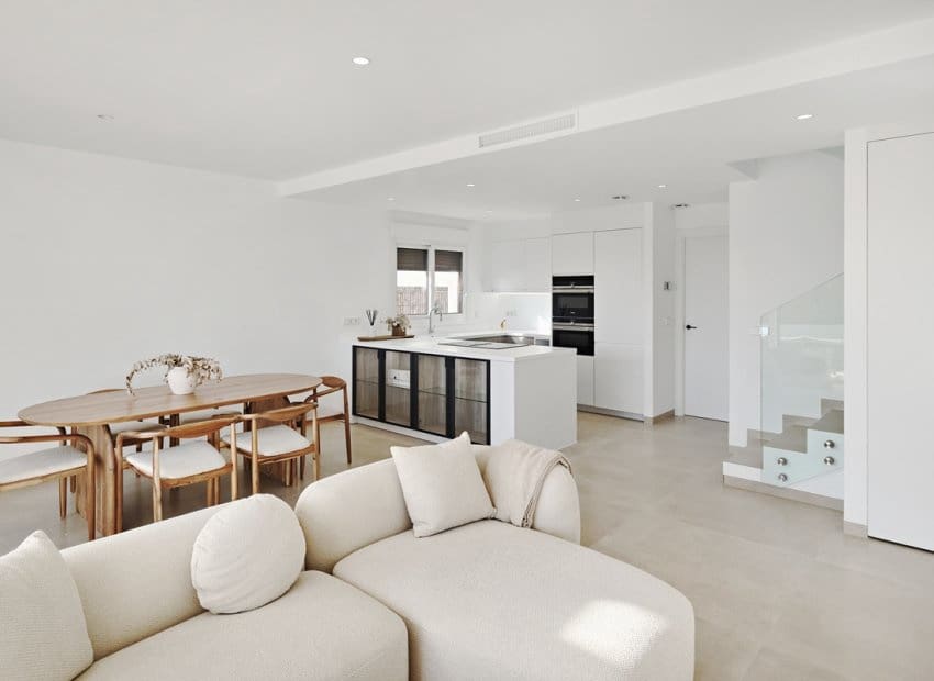 3 makuuhuone Huvila myytävänä paikassa Orihuela Costa mukana uima-altaan 
autotalli - 760 000 € (Ref: 9702401)