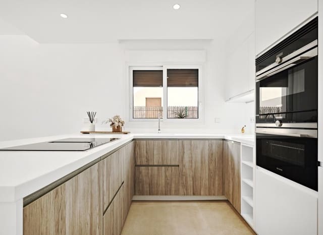 3 makuuhuone Huvila myytävänä paikassa Orihuela Costa, Orihuela mukana uima-altaan 
autotalli - 760 000 € (Ref: 9702401)