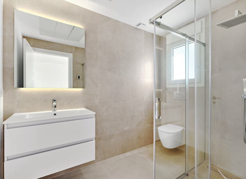 3 makuuhuone Huvila myytävänä paikassa Orihuela Costa mukana uima-altaan 
autotalli - 760 000 € (Ref: 9702401)