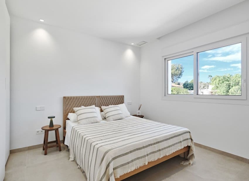 3 makuuhuone Huvila myytävänä paikassa Orihuela Costa mukana uima-altaan 
autotalli - 760 000 € (Ref: 9702401)