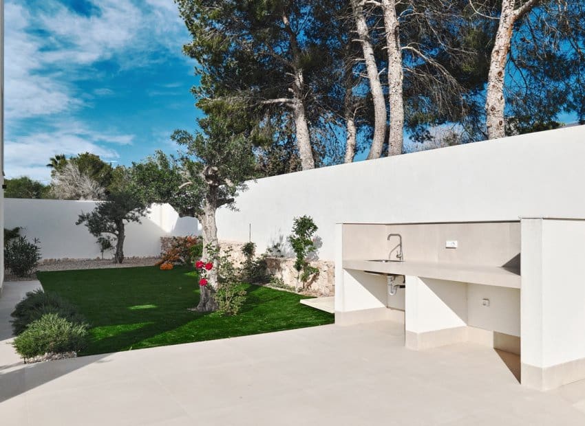 3 makuuhuone Huvila myytävänä paikassa Orihuela Costa mukana uima-altaan 
autotalli - 760 000 € (Ref: 9702401)