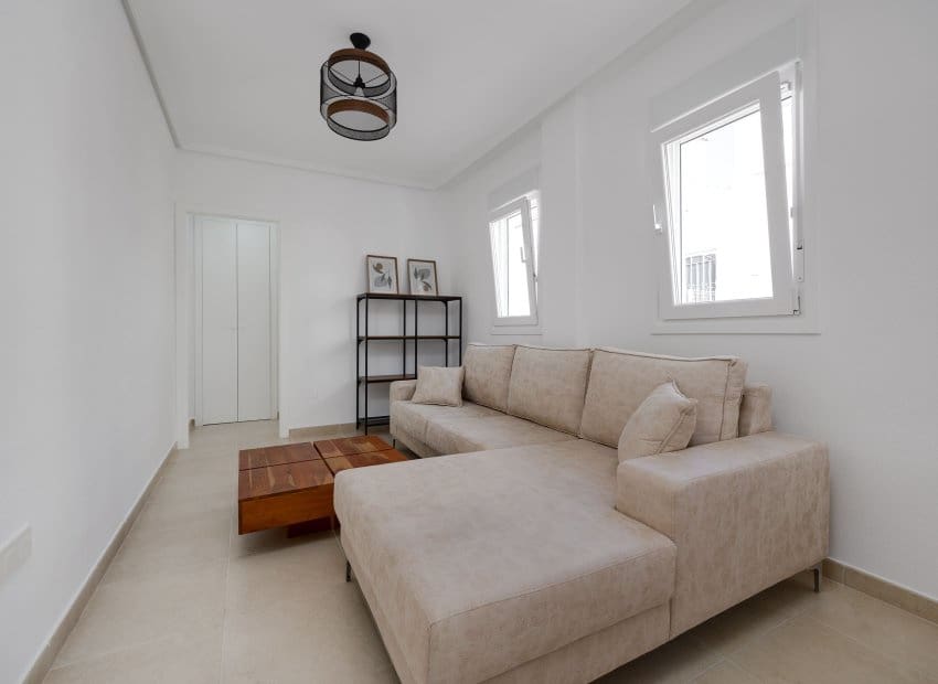 3 sypialnia Willa na sprzedaż w San Fulgencio z basenem garażem - 275 000 € (Ref: 9729432)