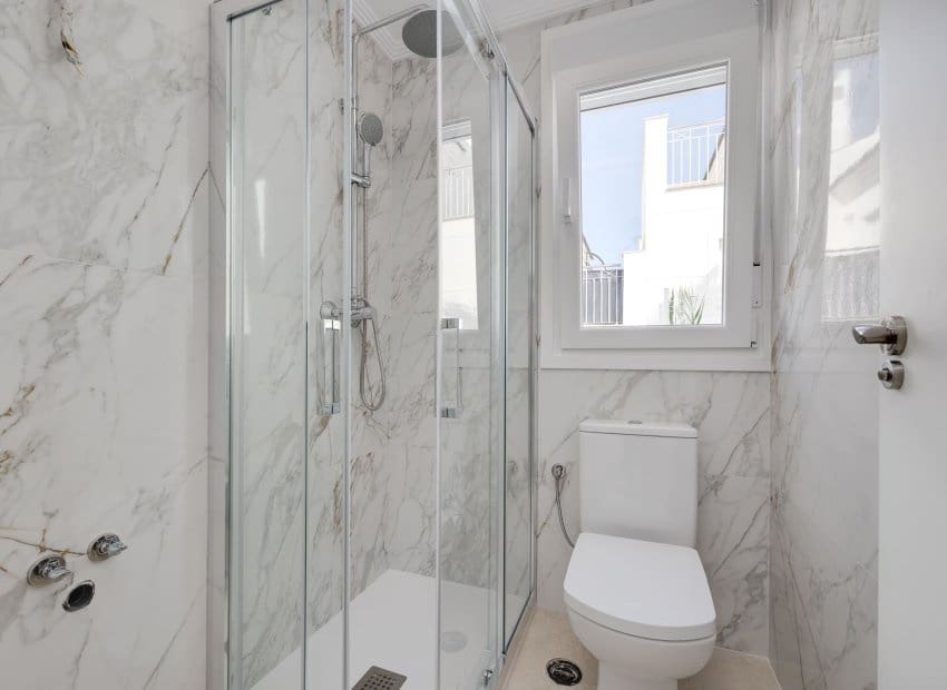 3 sypialnia Willa na sprzedaż w San Fulgencio z basenem garażem - 275 000 € (Ref: 9729432)