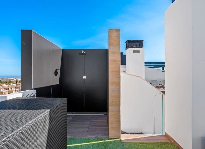 3 soveværelse Lejlighed til salg i Villamartin med swimmingpool garage - € 639.000 (Ref: 9763815)