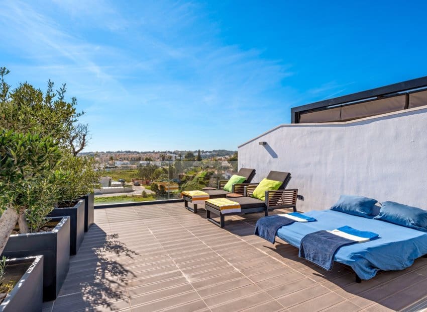 3 soveværelse Lejlighed til salg i Villamartin med swimmingpool garage - € 639.000 (Ref: 9763815)