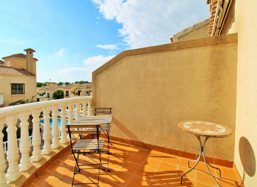 2 soveværelse Byhus til salg i Villamartin med swimmingpool - € 279.900 (Ref: 9763816)