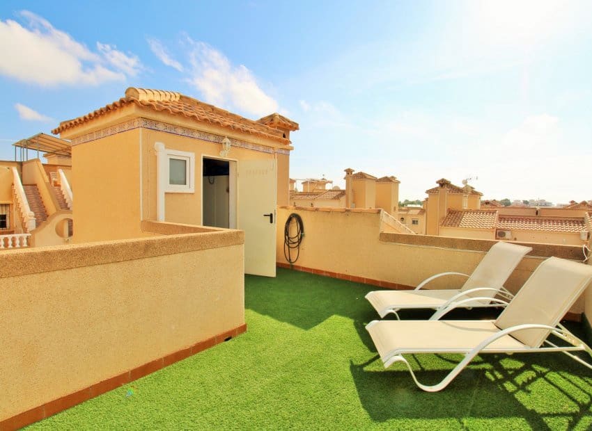 2 soveværelse Byhus til salg i Villamartin med swimmingpool - € 279.900 (Ref: 9763816)