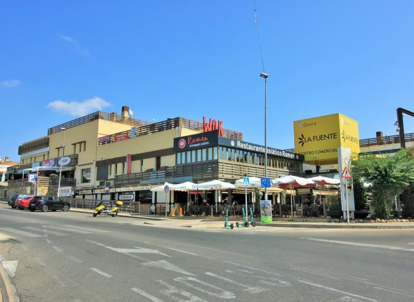 2 soveværelse Byhus til salg i Villamartin med swimmingpool - € 279.900 (Ref: 9763816)