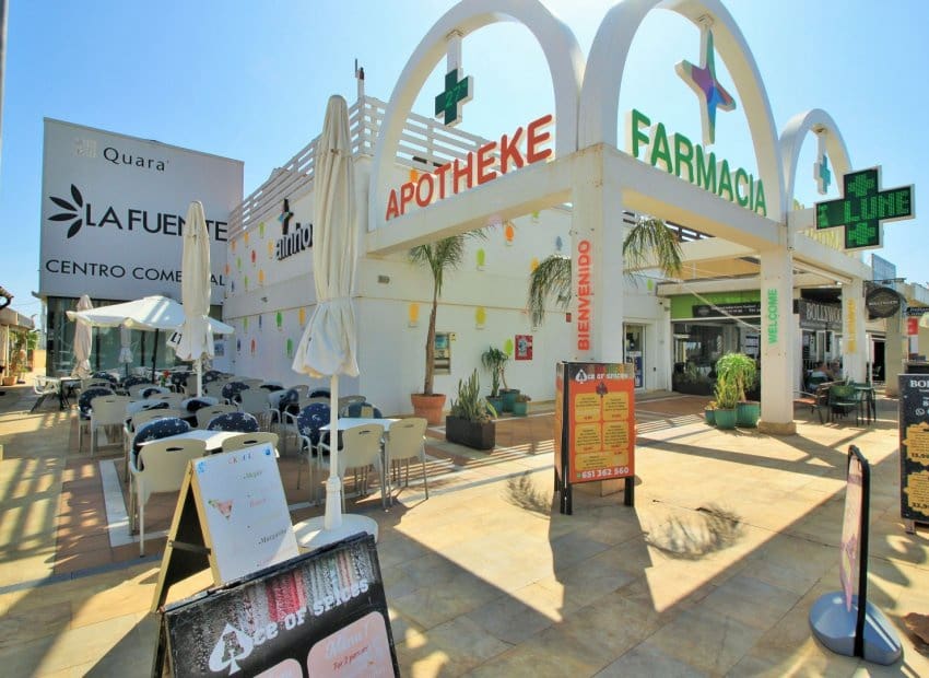 2 soveværelse Byhus til salg i Villamartin med swimmingpool - € 279.900 (Ref: 9763816)