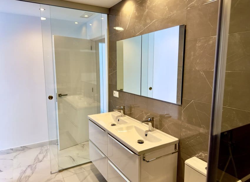 4 camera da letto Villa in vendita in Ciudad Quesada con piscina garage - 834.000 € (Rif: 9763817)