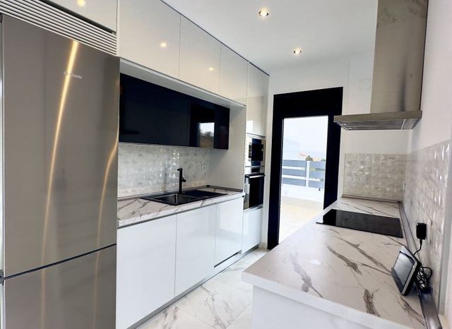 4 camera da letto Villa in vendita in Ciudad Quesada, Rojales con piscina garage - 834.000 € (Rif: 9763817)