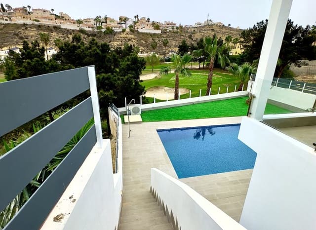 4 soveværelse Villa til salg i Ciudad Quesada, Rojales med swimmingpool garage - € 834.000 (Ref: 9763817)