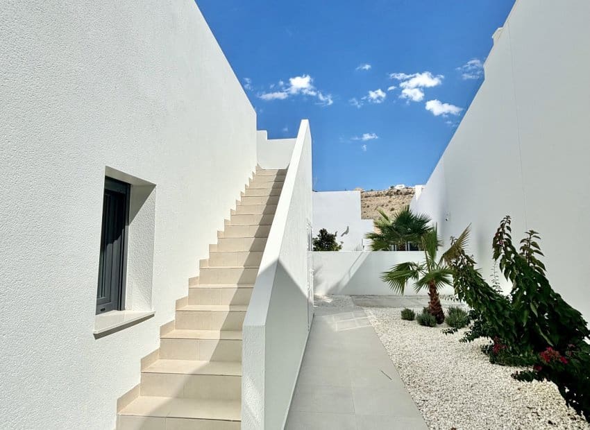 3 soverom Villa til salgs i Benijofar med svømmebasseng - € 589 000 (Ref: 9763829)