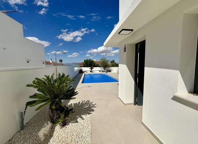 3 chambre Villa/Maison à vendre à Benijófar avec piscine - 589 000 € (Ref: 9763829)