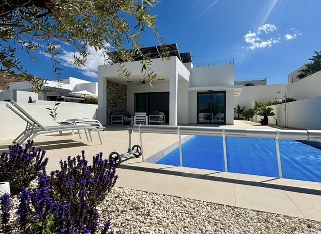 3 chambre Villa/Maison à vendre à Benijófar avec piscine - 589 000 € (Ref: 9763829)