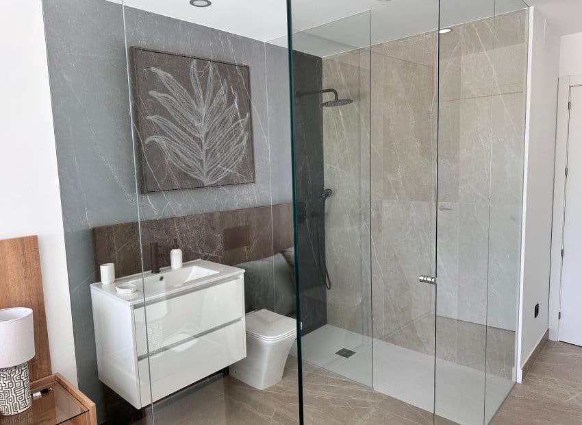 Ático de 2 habitaciones en Los Alcázares en venta con piscina - 379.000 € (Ref: 9763863)