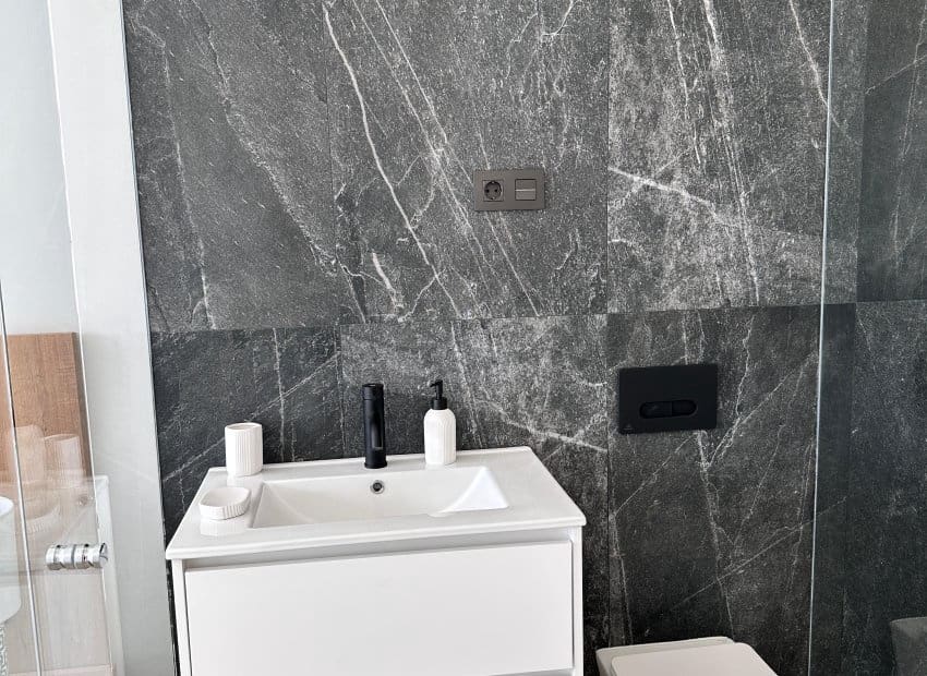 Ático de 2 habitaciones en Los Alcázares en venta con piscina - 379.000 € (Ref: 9763863)