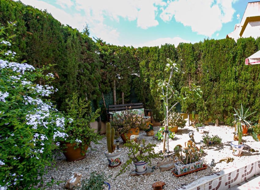 2 sovrum Lägenhet till salu i Playa Flamenca med pool - 199 999 € (Ref: 9763876)