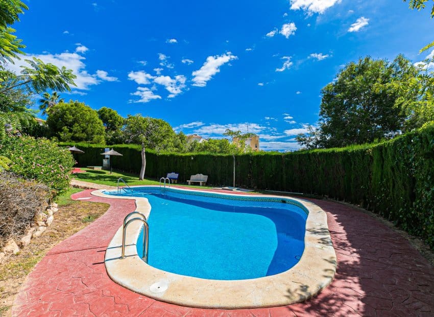 2 sovrum Lägenhet till salu i Playa Flamenca med pool - 199 999 € (Ref: 9763876)