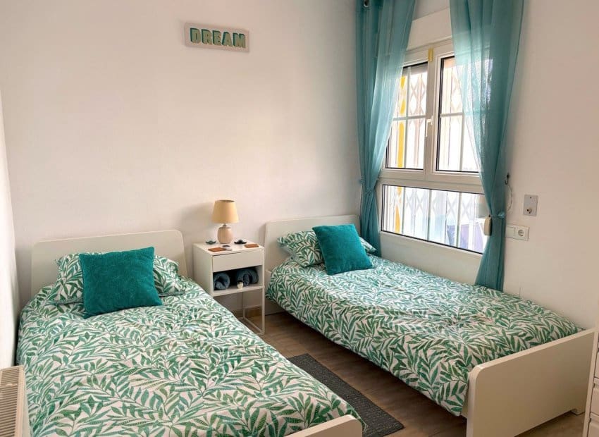 3 sypialnia Willa na sprzedaż w Villamartin z basenem - 424 995 € (Ref: 9763879)