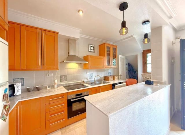 3 quarto Casa em Banda para venda em Villamartin, Orihuela com piscina - 265 000 € (Ref: 9763882)