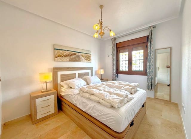 3 quarto Casa em Banda para venda em Villamartin, Orihuela com piscina - 265 000 € (Ref: 9763882)