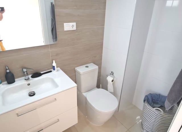 2 soverom Leilighet til salgs i Los Dolses, Orihuela med svømmebasseng garasje - € 275 000 (Ref: 9763883)