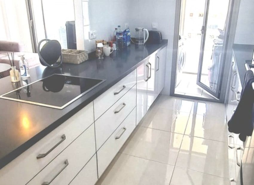 2 soverom Leilighet til salgs i Los Dolses med svømmebasseng garasje - € 275 000 (Ref: 9763883)