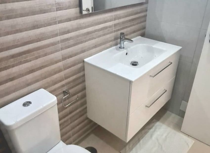 2 soverom Leilighet til salgs i Los Dolses med svømmebasseng garasje - € 275 000 (Ref: 9763883)