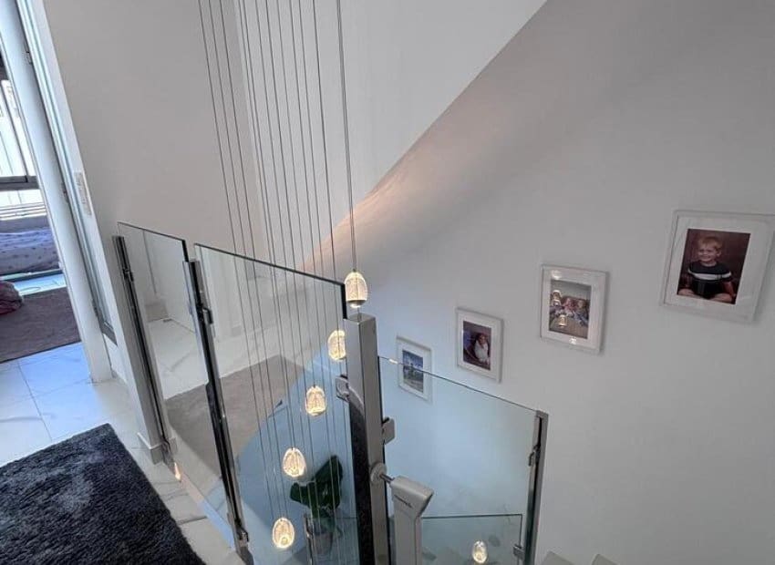 5 chambre Villa/Maison à vendre à Villamartin avec piscine - 595 000 € (Ref: 9763884)