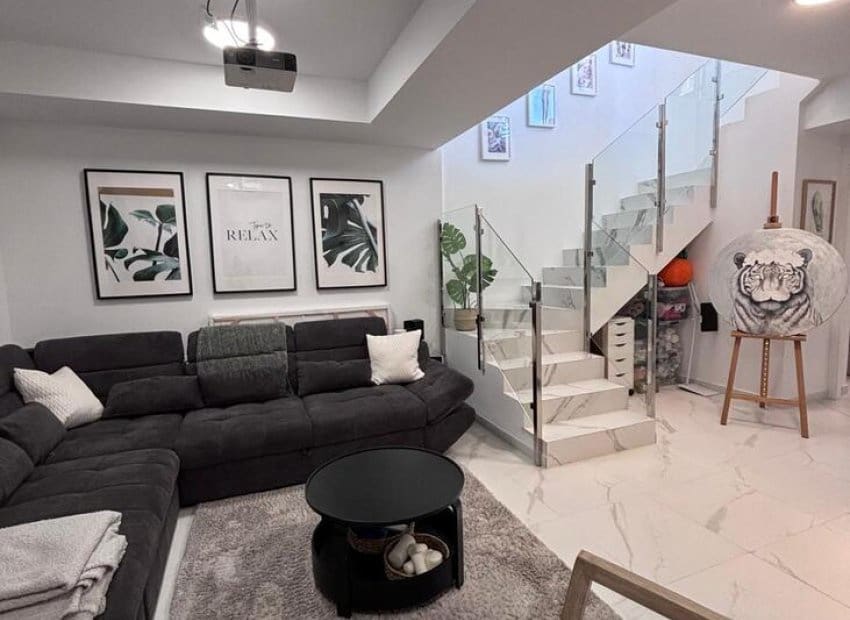 5 chambre Villa/Maison à vendre à Villamartin avec piscine - 595 000 € (Ref: 9763884)