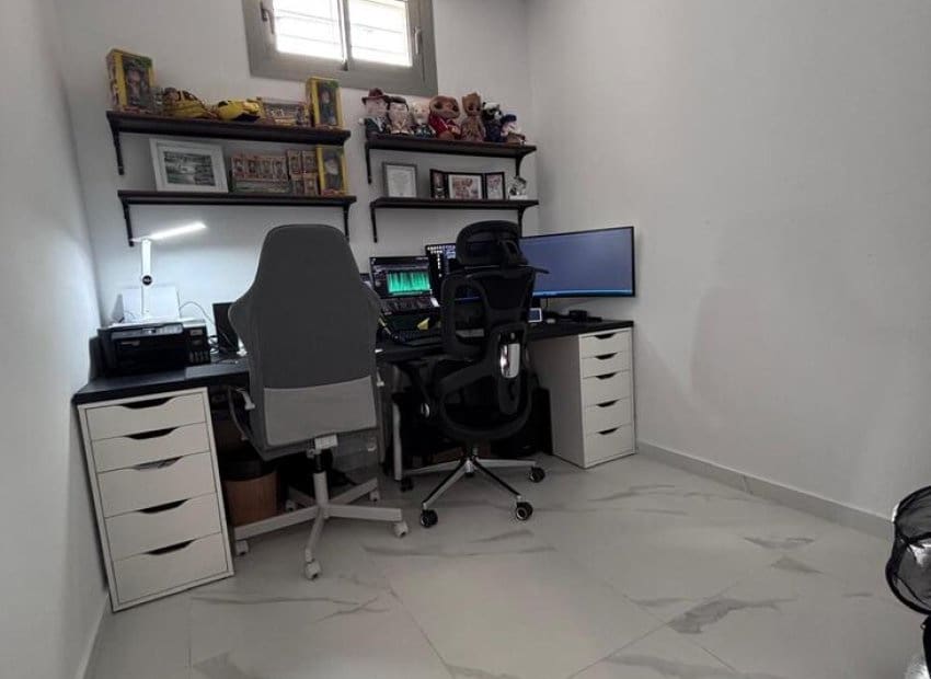 5 chambre Villa/Maison à vendre à Villamartin avec piscine - 595 000 € (Ref: 9763884)