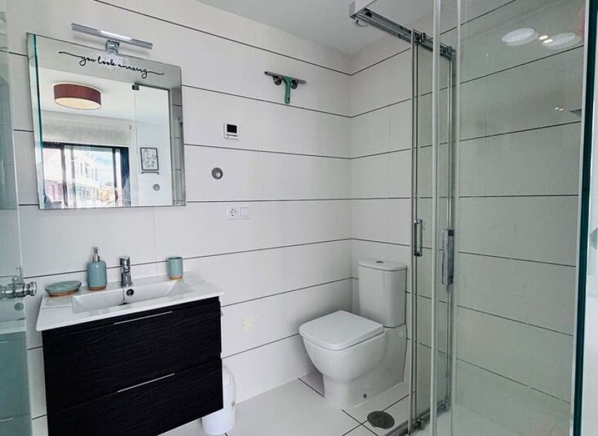 2 slaapkamer Appartement te koop in Villamartin met zwembad - € 205.000 (Ref: 9763887)