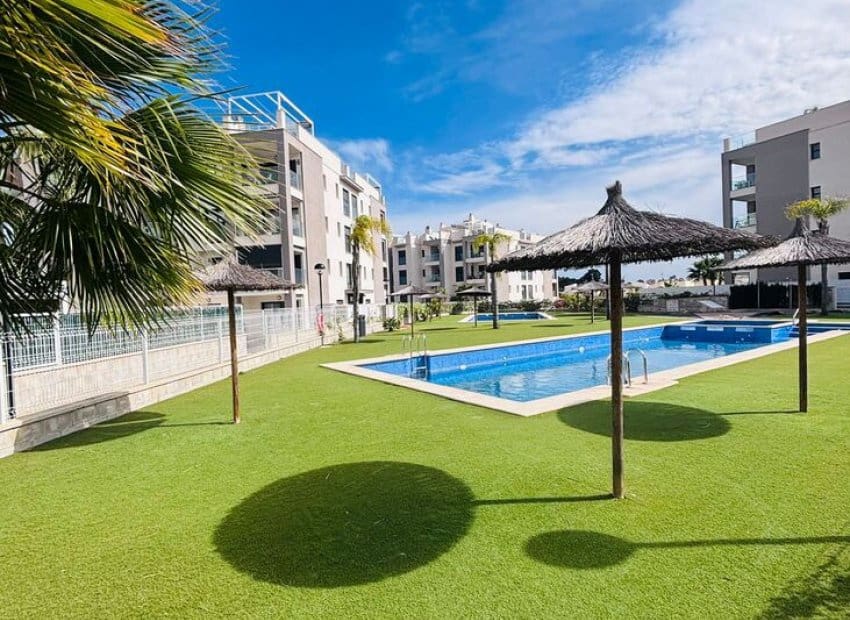 2 slaapkamer Appartement te koop in Villamartin met zwembad - € 205.000 (Ref: 9763887)