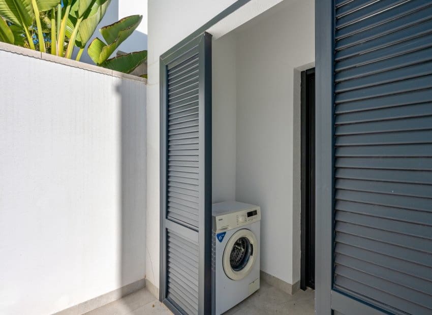 3 sypialnia Willa na sprzedaż w Orihuela Costa z basenem - 499 000 € (Ref: 9763889)