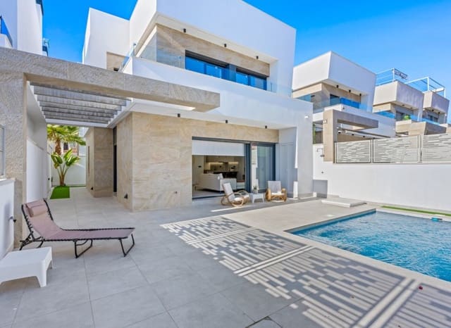 3 sypialnia Willa na sprzedaż w Las Filipinas z basenem garażem - 499 000 € (Ref: 9763889)