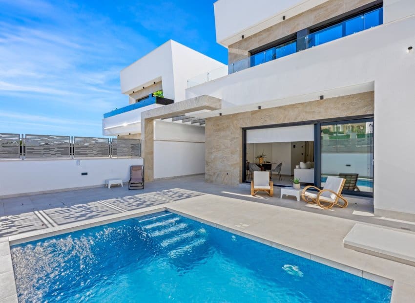 3 camera da letto Villa in vendita in Blue Lagoon con piscina garage - 475.000 € (Rif: 9763889)