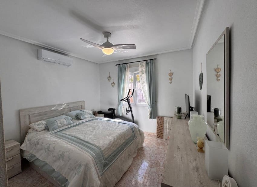 3 soveværelse Villa til salg i Blue Lagoon med swimmingpool - € 329.995 (Ref: 9763890)