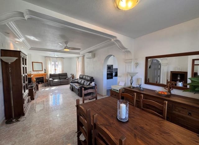 3 soveværelse Villa til salg i Blue Lagoon med swimmingpool - € 329.995 (Ref: 9763890)