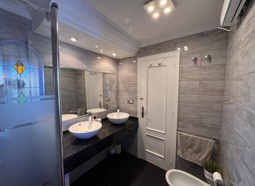 3 soveværelse Villa til salg i Blue Lagoon med swimmingpool - € 329.995 (Ref: 9763890)