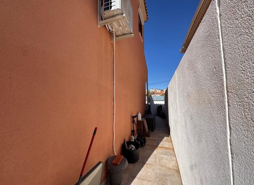 3 soveværelse Villa til salg i Blue Lagoon med swimmingpool - € 329.995 (Ref: 9763890)