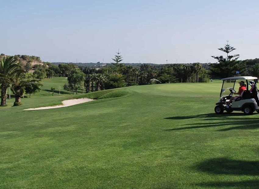 3 soveværelse Villa til salg i Blue Lagoon med swimmingpool - € 329.995 (Ref: 9763890)